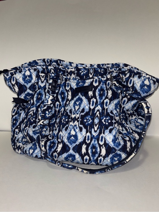 Vera Bradley Handbags - Vera Bradley quilted tote. Blue and white.